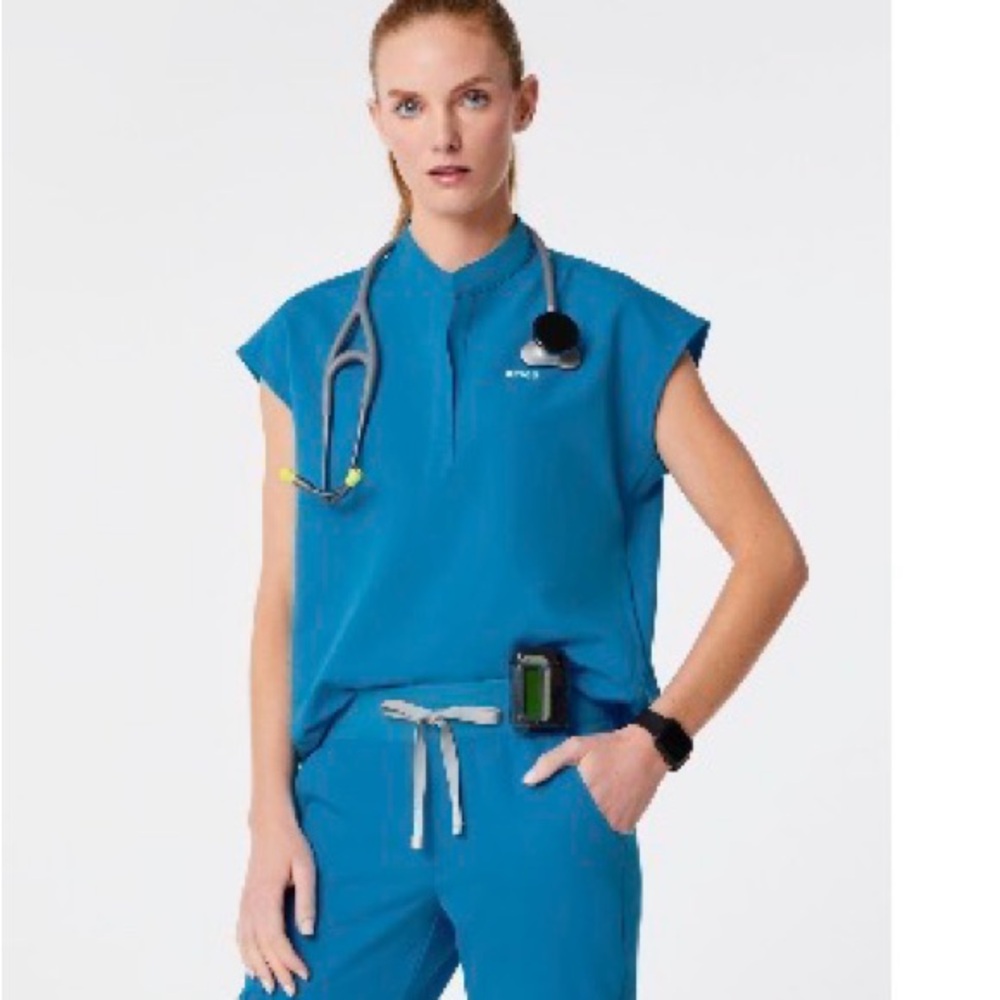 Figs Women's Extreme Blue Rafaela Scrub Top XXS
